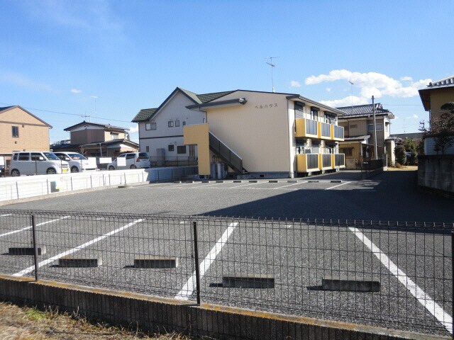 ベルハウスの駐車場(駐車場です！)