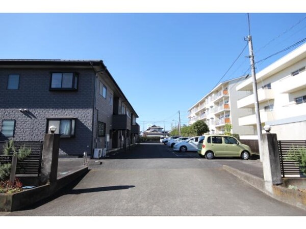 駐車場(駐車場です！)