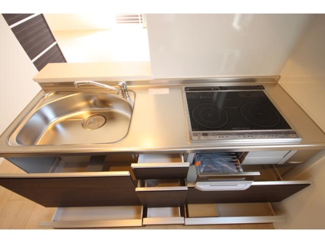 物件内観写真9　(ＩＨｸｯｷﾝｸﾞﾋｰﾀｰ付きです！)