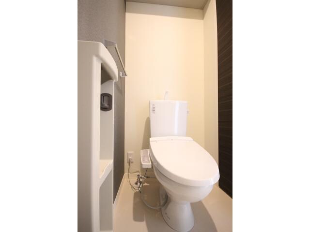 物件内観写真18　(ウォシュレット付きです！)
