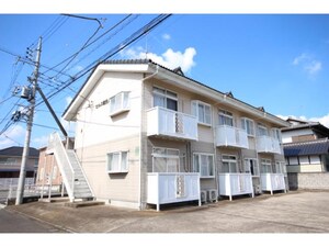 ヒルズ鶴見　Ａ棟外観写真