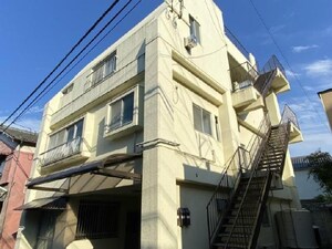 首藤ビル外観写真