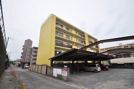 丸栄マンション外観写真
