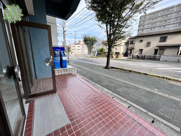 建物設備(ロビー階段)