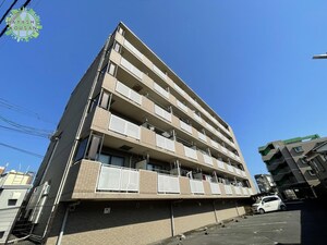 サン・ヒーローマンション亀川II外観写真