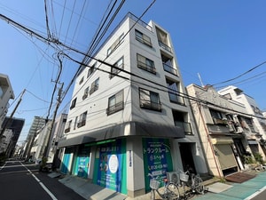 コーポマルハチ外観写真