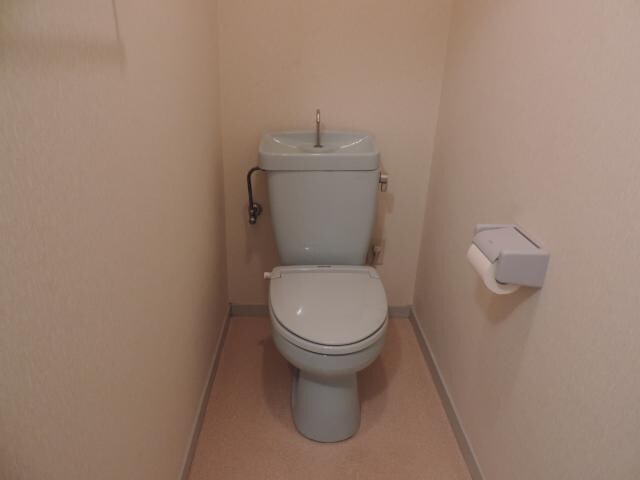 大分放送前 徒歩3分 3階のトイレ