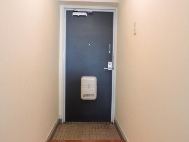 大分放送前 徒歩3分 3階の玄関周り