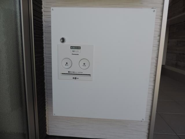 物件内観写真18　(宅配ボックス)