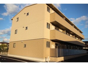 トランキール沖代（大和リビング）外観写真