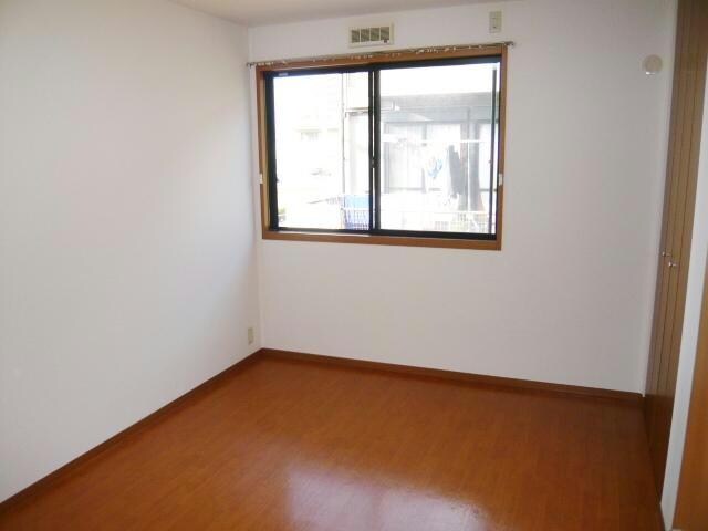 物件内観写真13　(※別部屋の写真です)