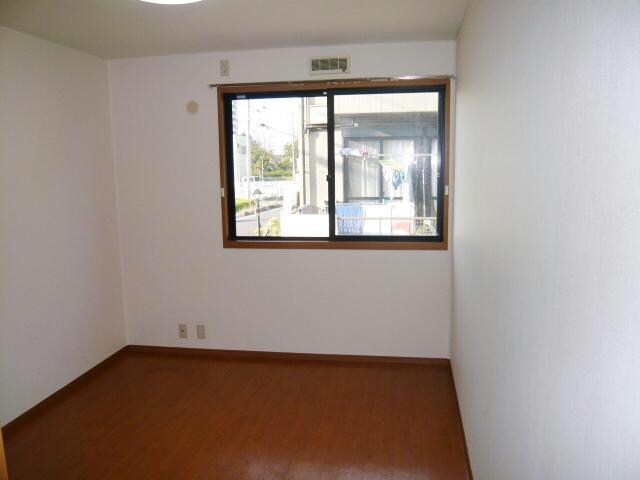 物件内観写真15　(※別部屋の写真です)