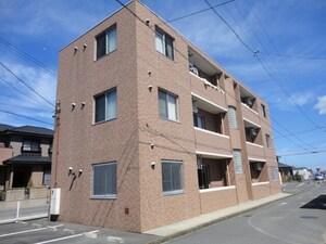 ルネス旭が丘外観写真