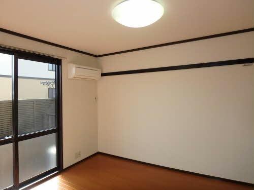 物件内観写真8　(エスポアールＭＩＤＡ Ｂ)