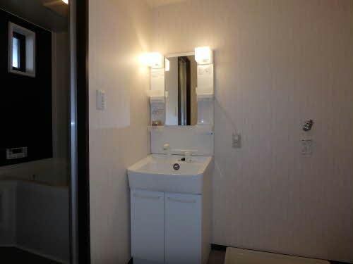 物件内観写真11　(エスポアールＭＩＤＡ Ｂ)