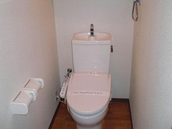 トイレ(※別部屋(参考205))