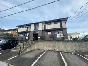 グレードワン外観写真
