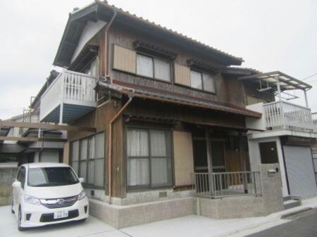 東玉垣町貸家外観写真