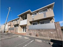 ウィスピアA棟の外観写真