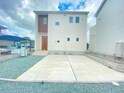リナージュ亀山市川崎町03