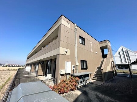 メゾンプレサス外観写真