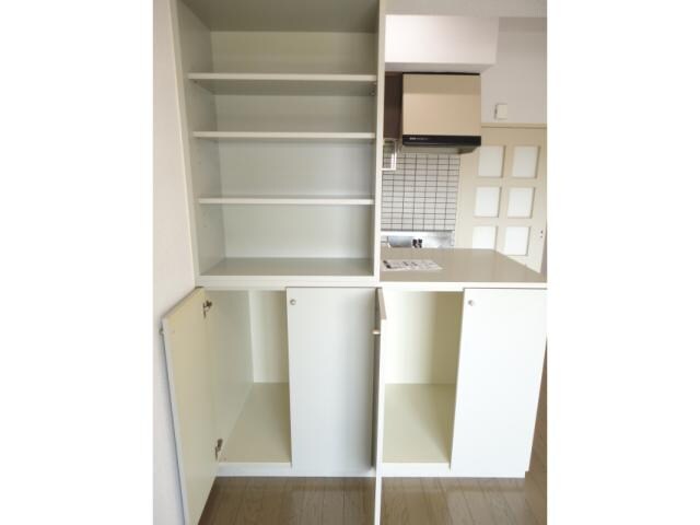 アーバンブレーム新川（Ｂ）の収納