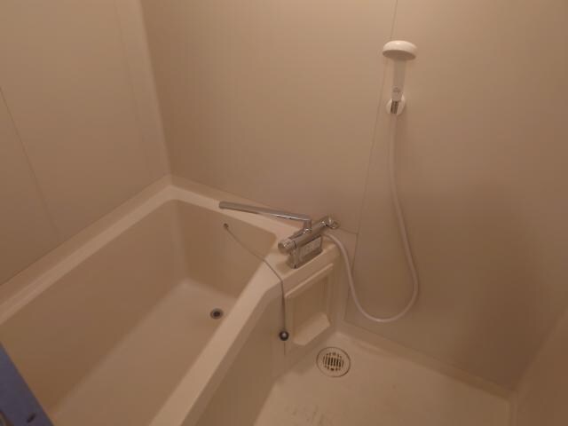 アーバンブレーム大手町（Ｂ2）のバス(サーモ付水栓取替)