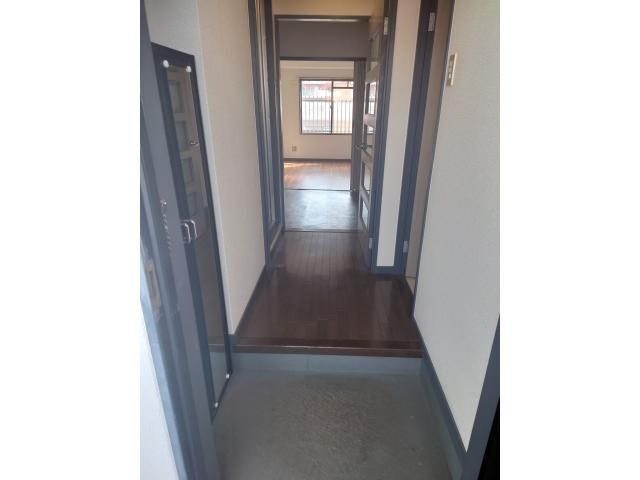 アーバンブレーム大手町（Ｂ2）の玄関周り