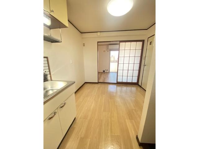 第３ハニービルの居室