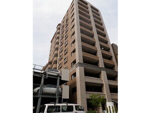 クールベ5番街外観写真