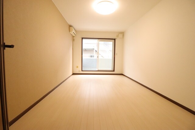 物件内観写真6　(102号室)