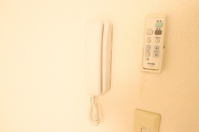 物件内観写真12　(インターホン)