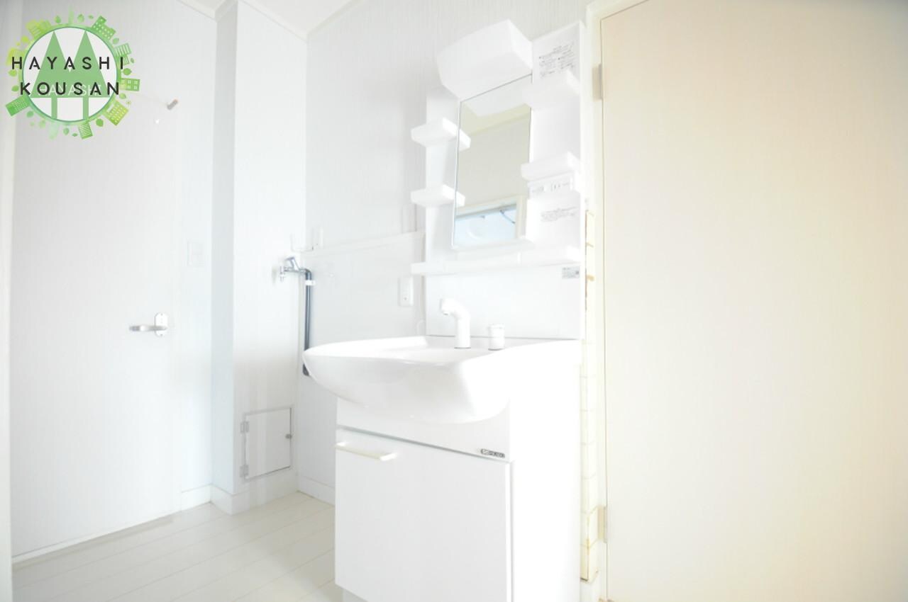 物件内観写真22　(独立洗面台)