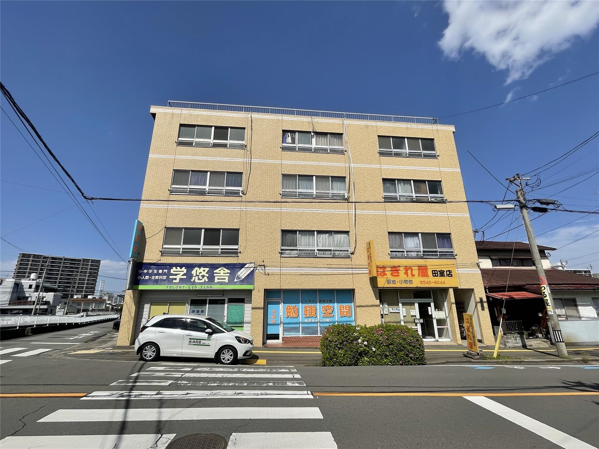 物件外観写真1　(リバーハイム田室　外観)