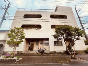 長野ビル外観写真