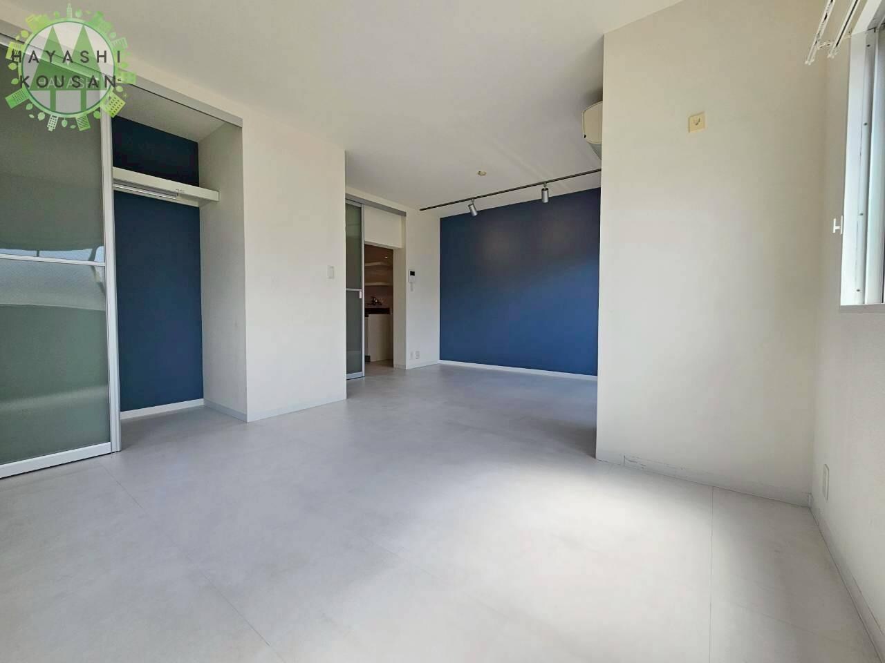 物件内観写真6　(シンプルでキレイな室内)