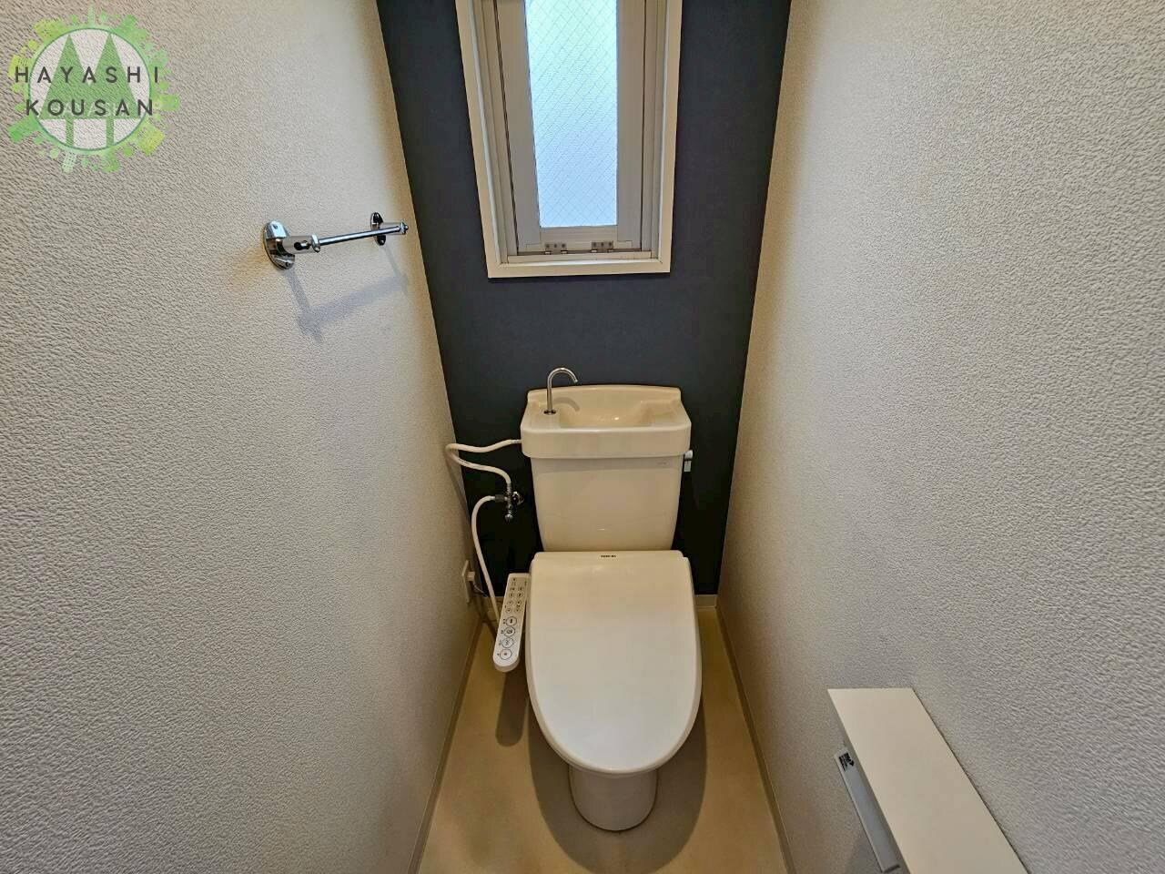 物件内観写真19　(温水洗浄便座)