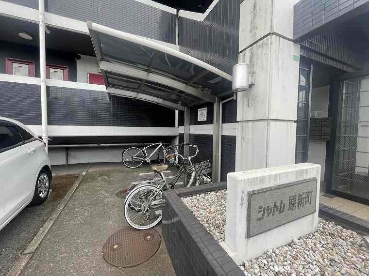 物件外観写真5　(駐輪場)