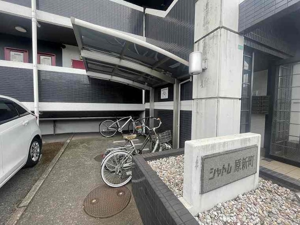 駐車場・駐輪場(駐輪場)