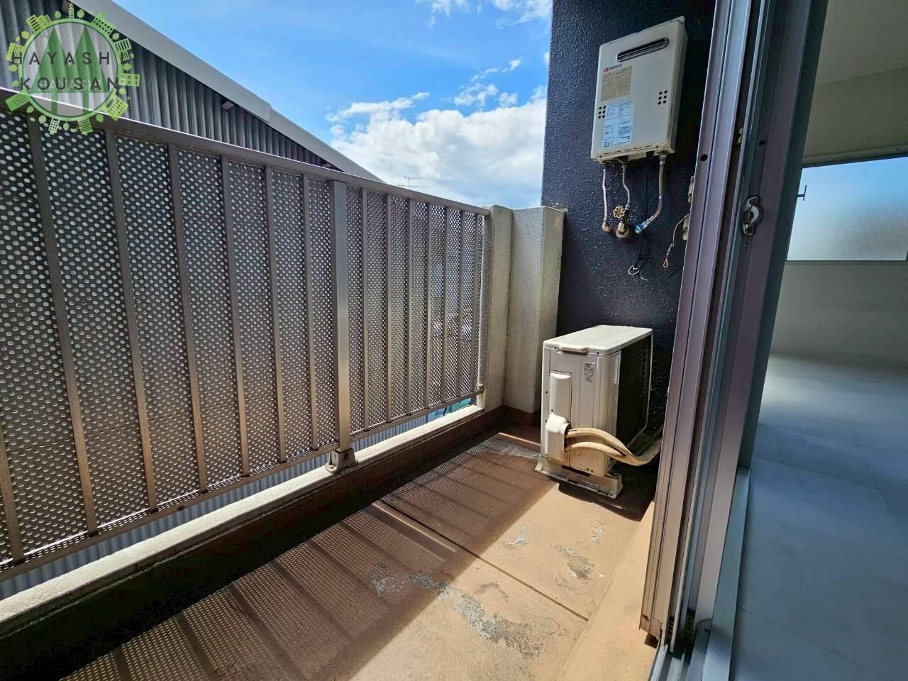 物件内観写真23　(ベランダ)