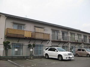 森アパートA棟外観写真