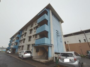 顕徳ハイツ外観写真