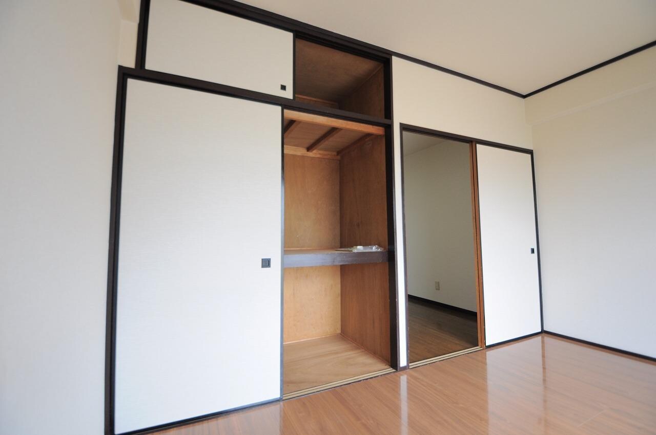 物件内観写真14　(収納スペース)