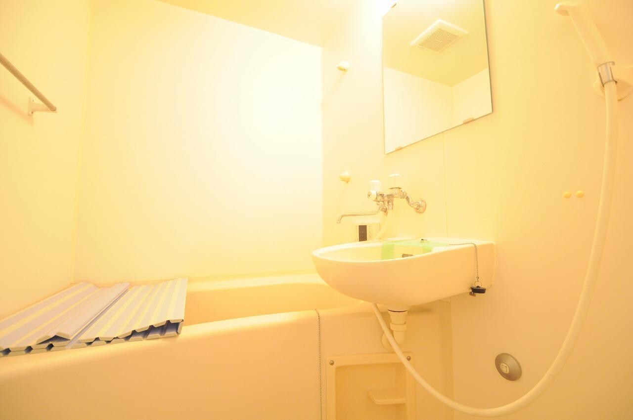 物件内観写真19　(追い焚き機能付きバス)