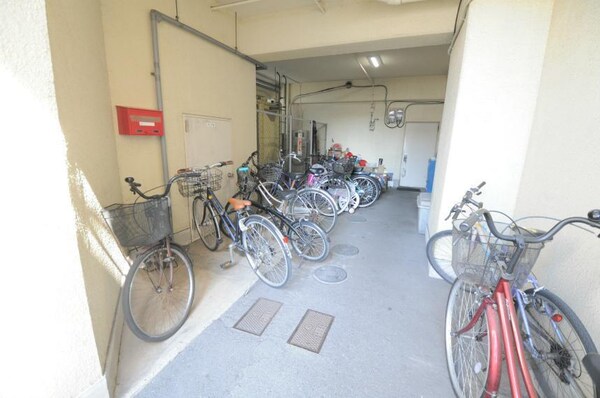 駐車場・駐輪場(駐輪場)