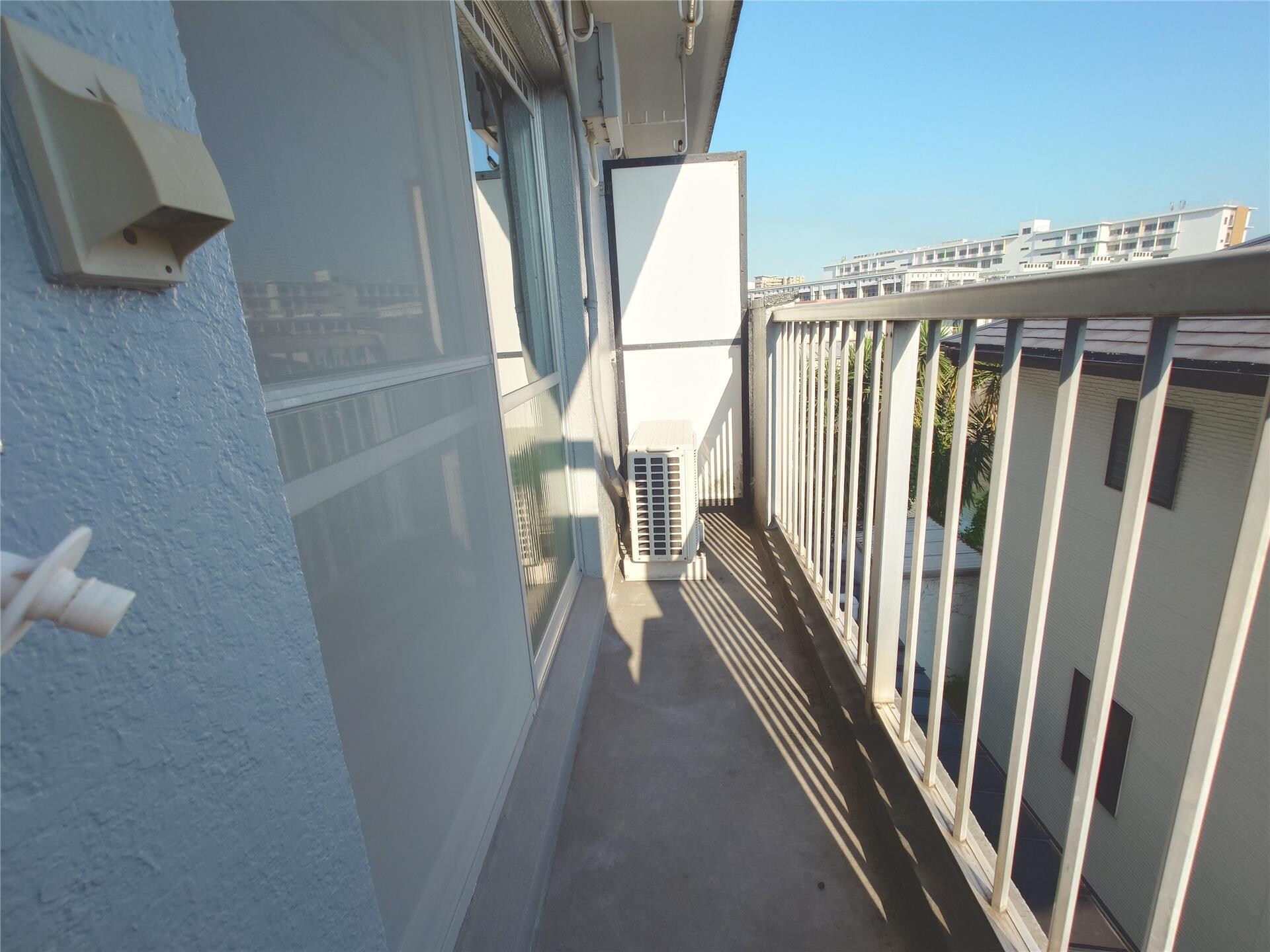 物件内観写真24　(ベランダ)