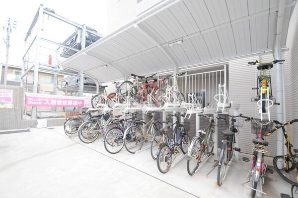駐車場・駐輪場(駐輪場)