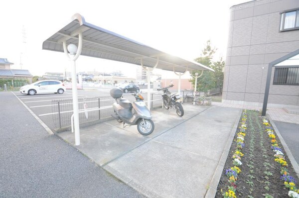 駐車場・駐輪場(駐輪場)