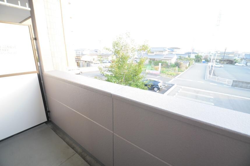 物件内観写真24　(ベランダ)