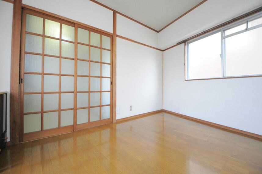 物件内観写真10　(洋室7帖)